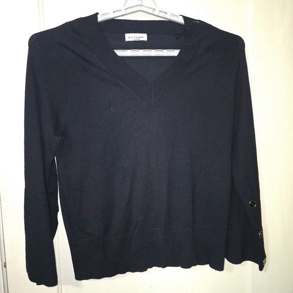 Rio & Rian V-Neck Sweater Ribbed Neck & Wide Flare Sleeve With Button Size XL - Picture 4 of 11